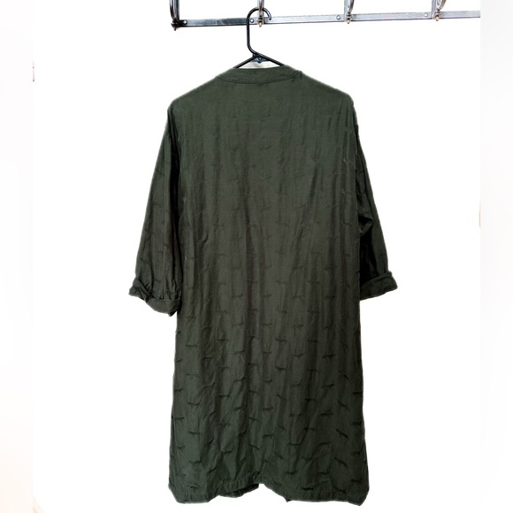 Titika Kimono, lightweight comfortable athletic cardigan/kimono. Army green. - Picture 6 of 8